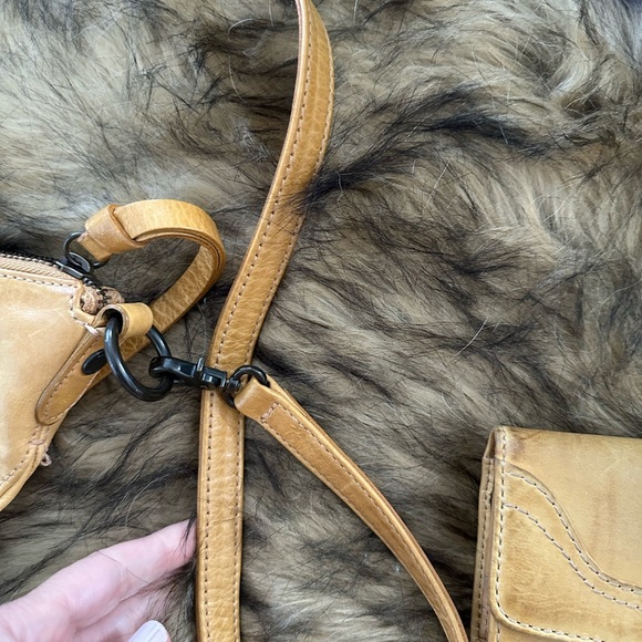 Frye Banana color Leather Crossbody Bag and Wallet - Picture 6 of 9